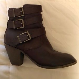 DBDK Brown booties (never worn) size 7